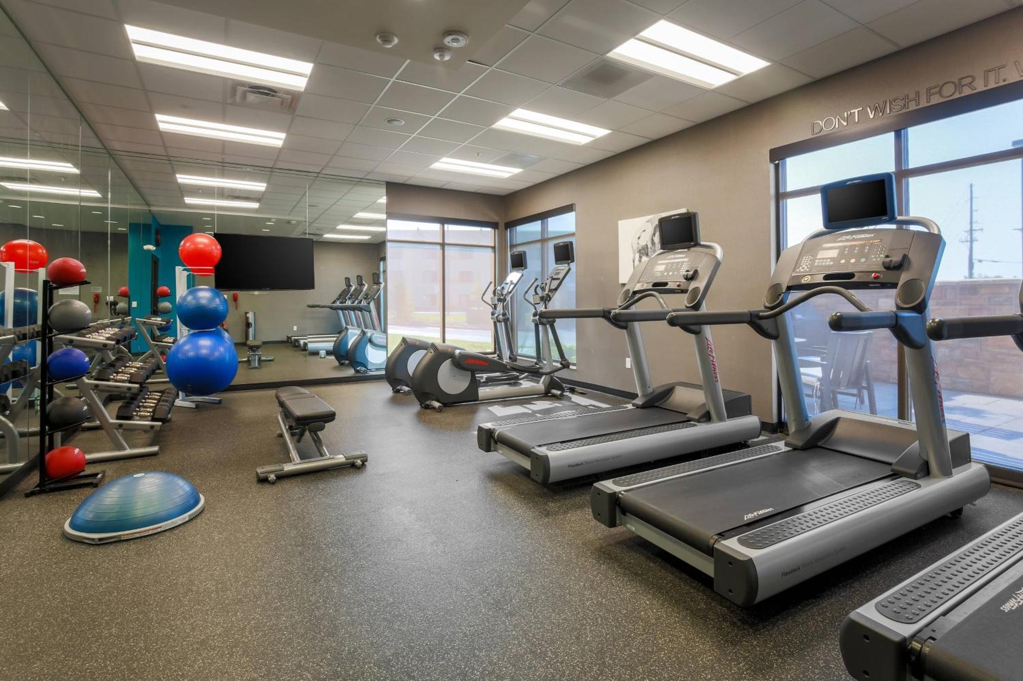 Fairfield Inn & Suites By Marriott Cheyenne Southwest/Downtown Area Buitenkant foto