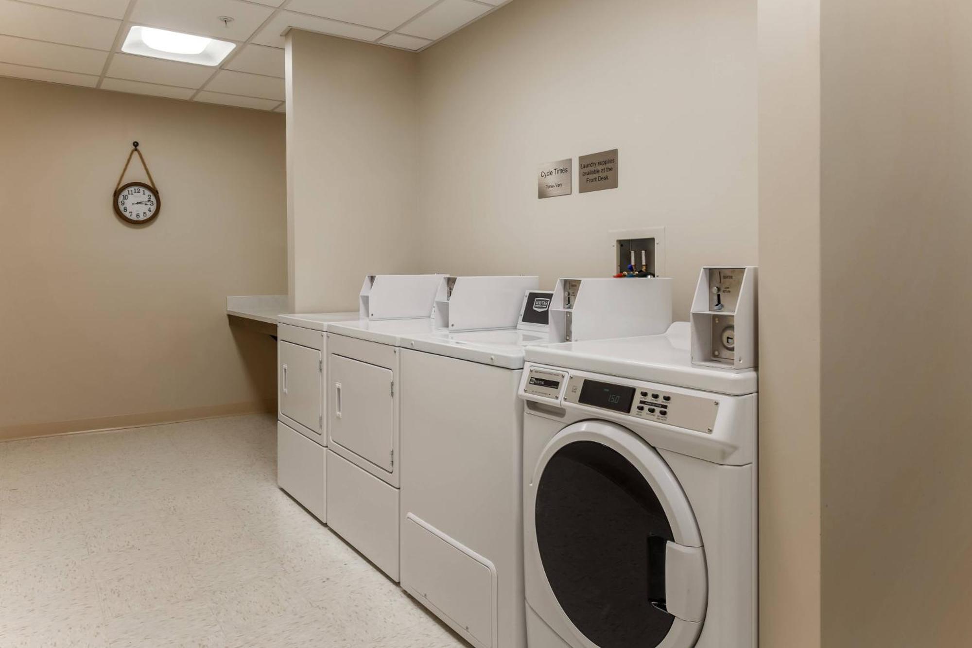 Fairfield Inn & Suites By Marriott Cheyenne Southwest/Downtown Area Buitenkant foto